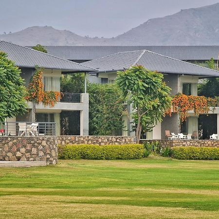 Tatsaraasa Resort & Spa, Udaipur Exterior foto