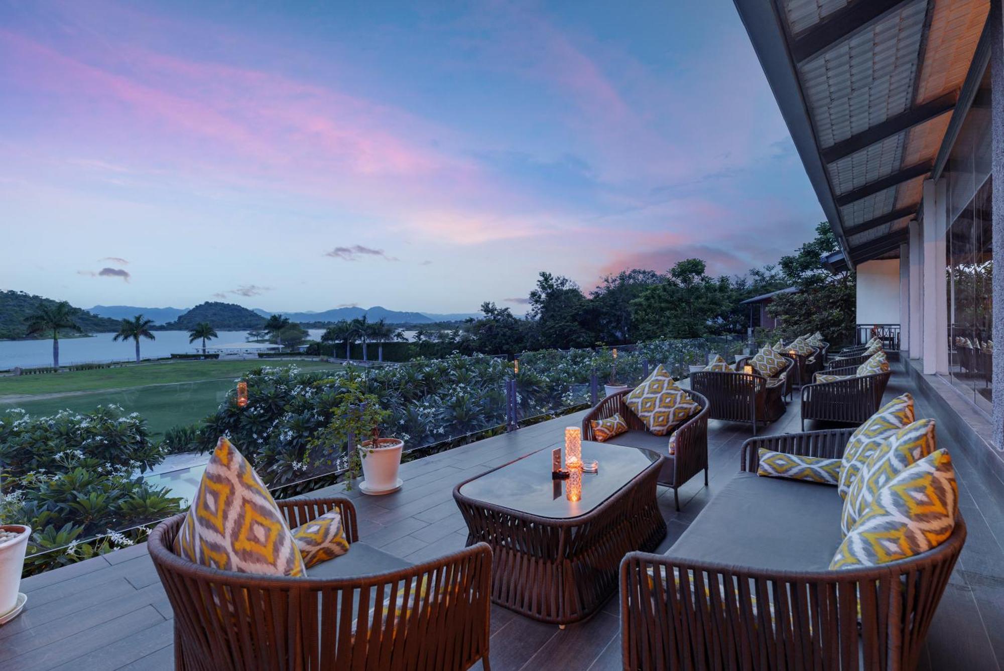 Tatsaraasa Resort & Spa, Udaipur Exterior foto