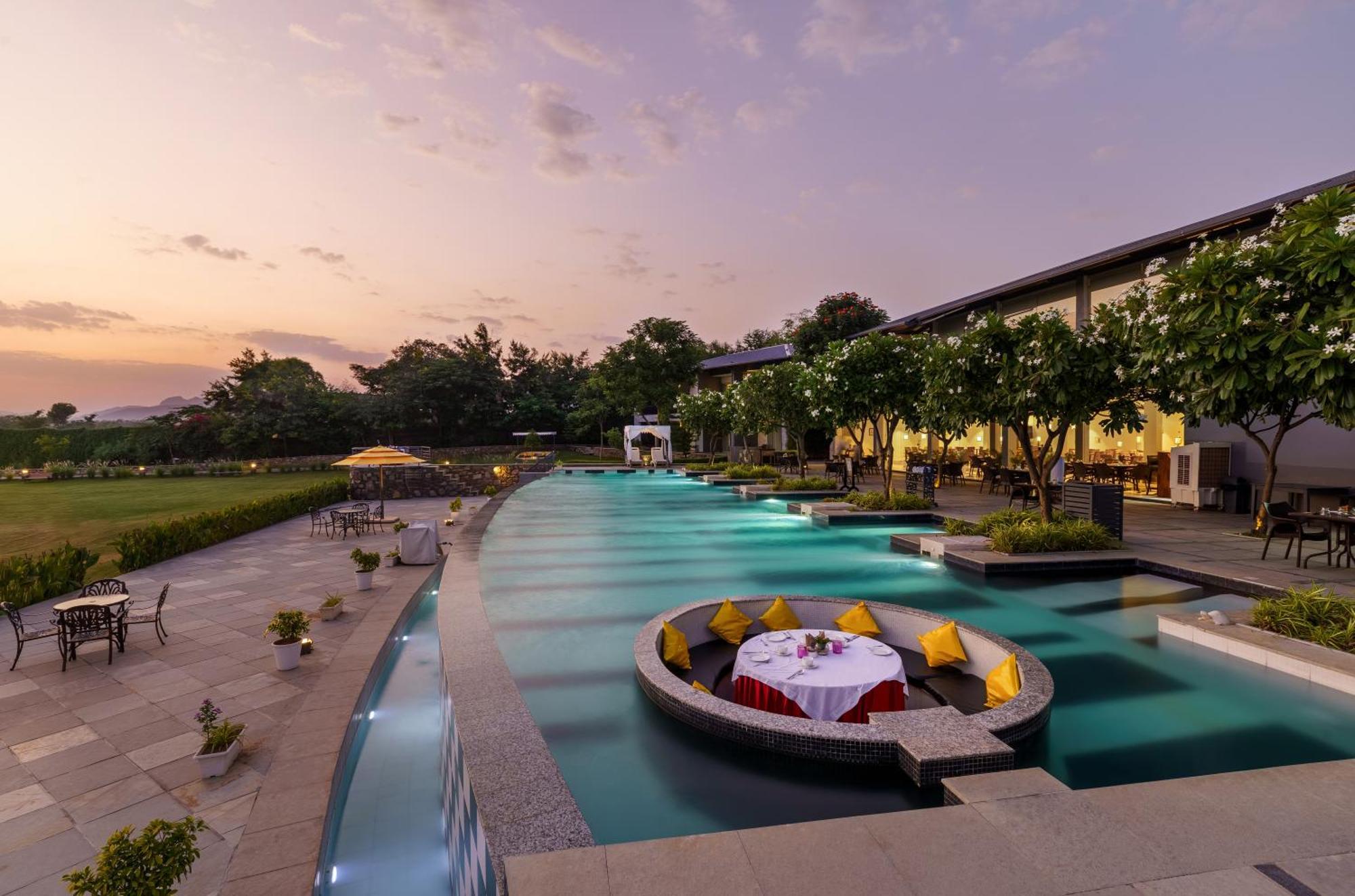 Tatsaraasa Resort & Spa, Udaipur Exterior foto
