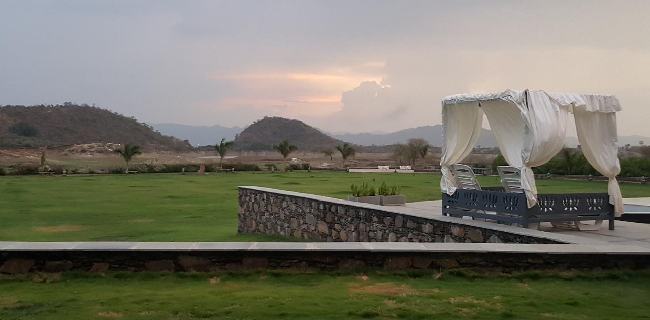 Tatsaraasa Resort & Spa, Udaipur Exterior foto