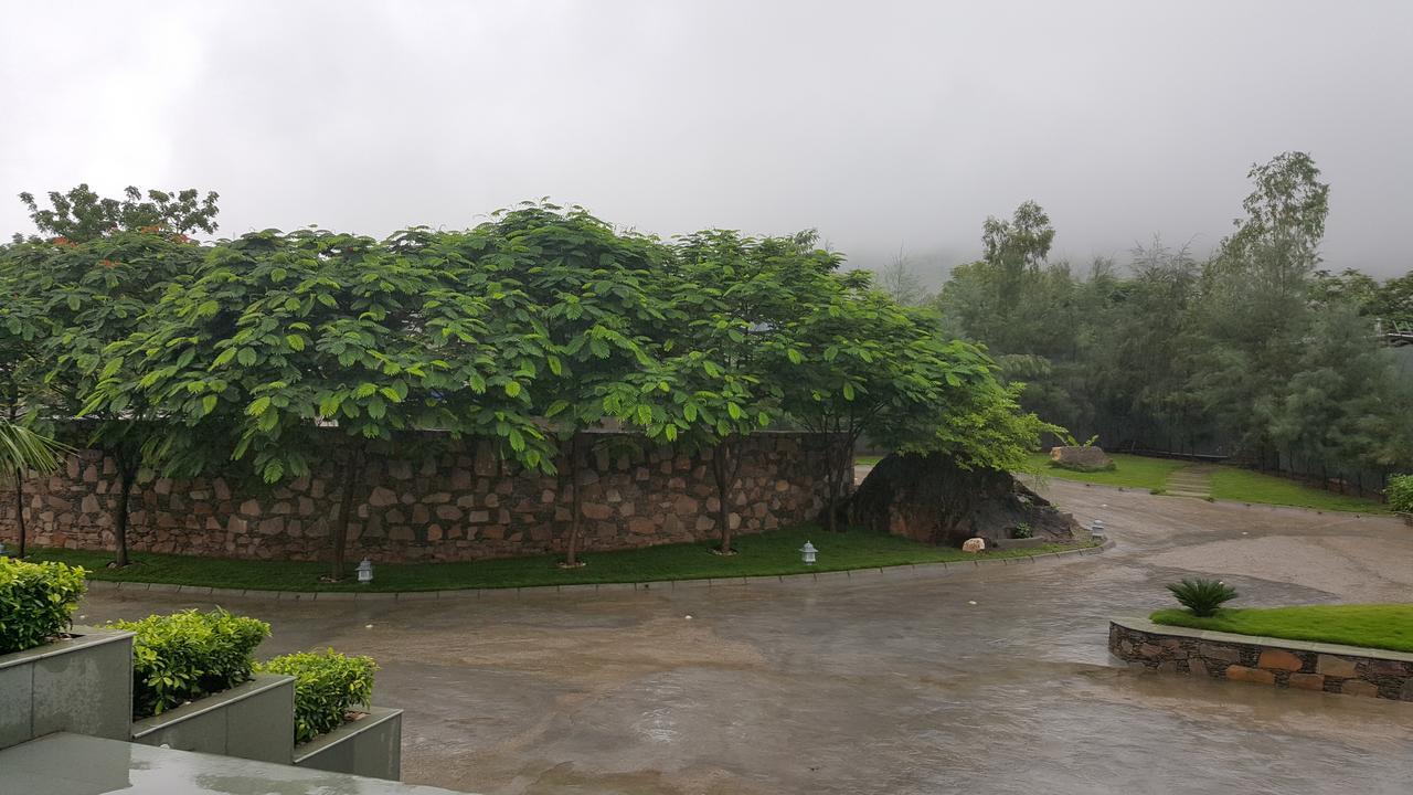 Tatsaraasa Resort & Spa, Udaipur Exterior foto