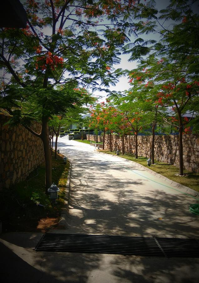 Tatsaraasa Resort & Spa, Udaipur Exterior foto